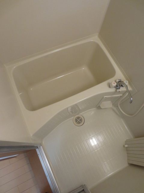 Bath. Bathroom with a bathroom dryer