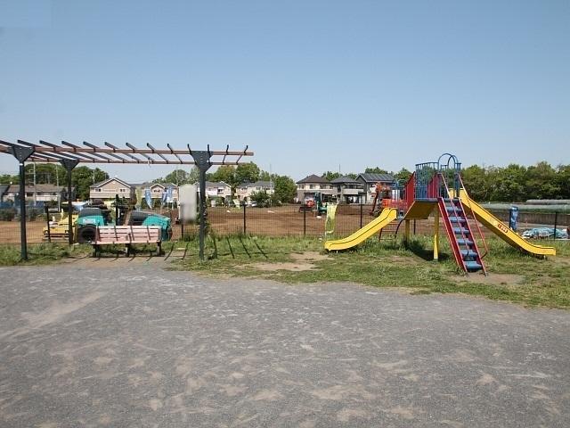 park. 80m is a local south side right next to the park to Tokoji.