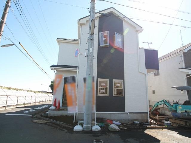 Local appearance photo. During construction