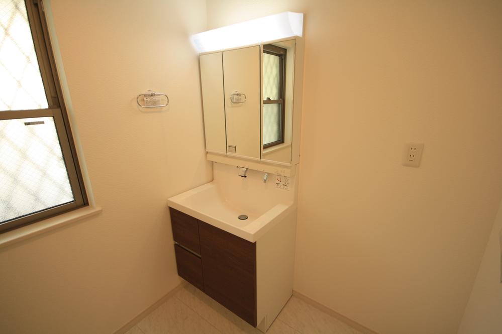 Same specifications photos (Other introspection). Example of construction