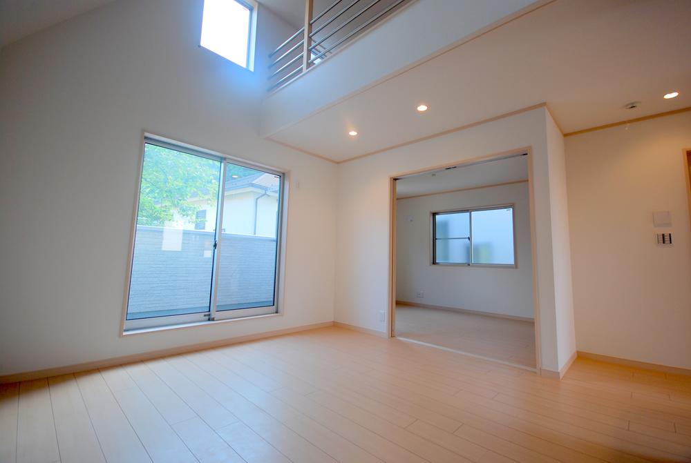 Living. Indoor (July 2013) Shooting