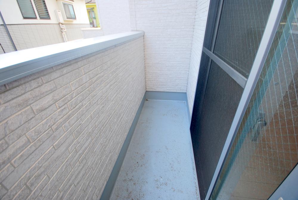 Balcony. Local (July 2013) Shooting