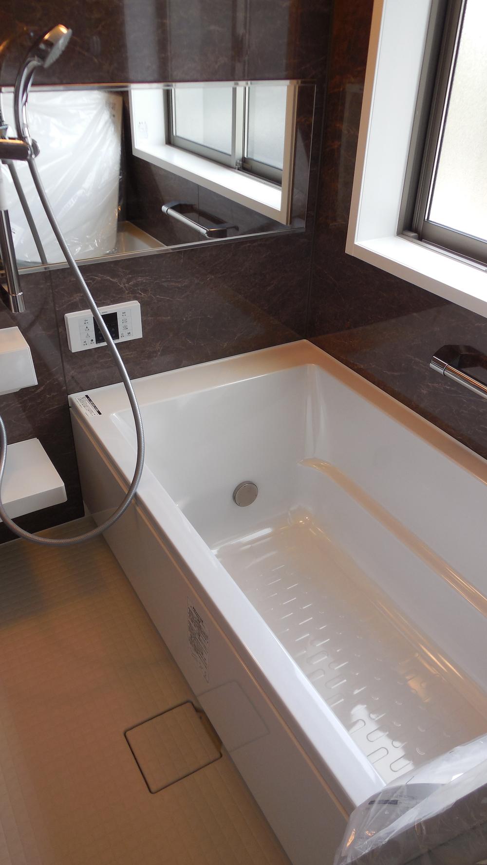 Bathroom. Indoor (September 2013) Shooting