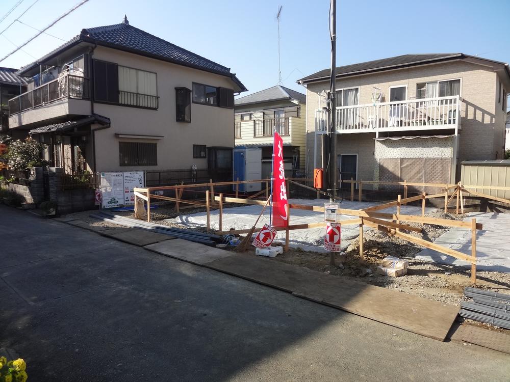 Local appearance photo. Local (12 May 2013) Shooting