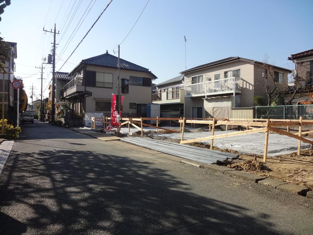 Local appearance photo. Local (12 May 2013) Shooting