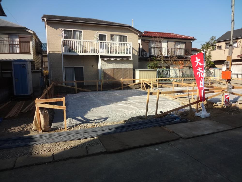 Local appearance photo. Local (12 May 2013) Shooting