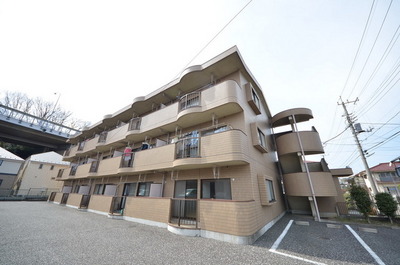 Other. 10m to Hino clinic (Other)