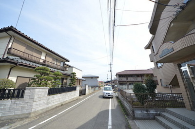 Other. 10m to Hino Station post office (Other)