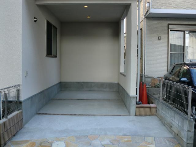 Parking lot. Local (11 May 2013) Shooting