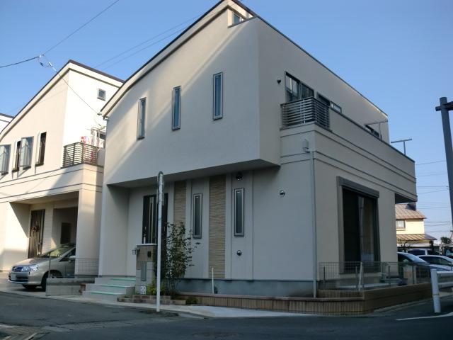 Local appearance photo. Local (11 May 2013) Shooting