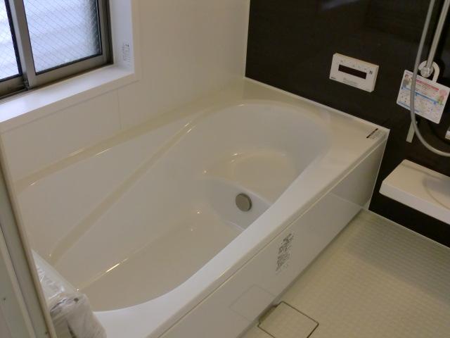 Bathroom. Indoor (11 May 2013) Shooting