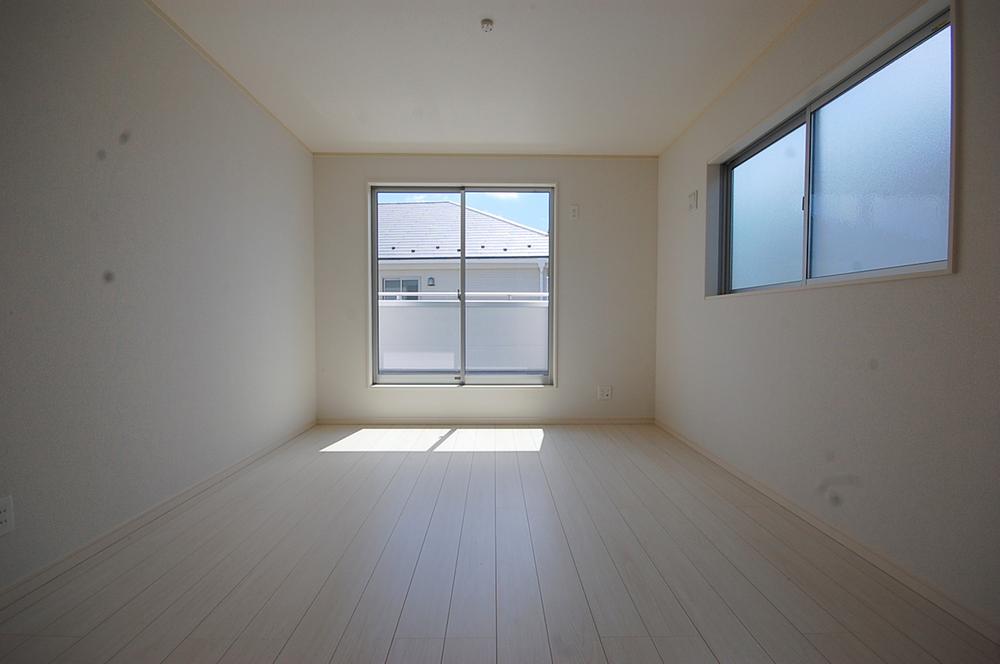 Same specifications photos (Other introspection). Example of construction