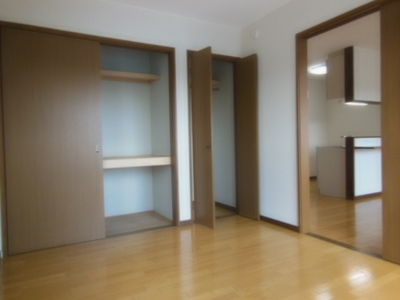 Living and room. In the bedroom