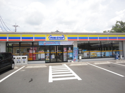 Convenience store. Ministop Co., Ltd. Hinohon-cho 5-chome up (convenience store) 289m