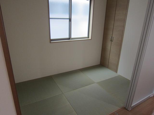 Non-living room. B Building