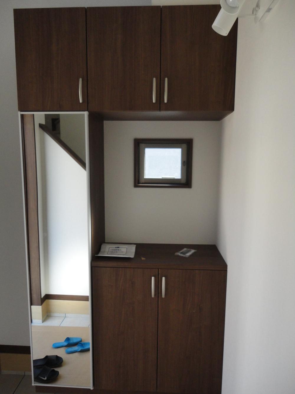 Entrance. Local (11 May 2013) Shooting