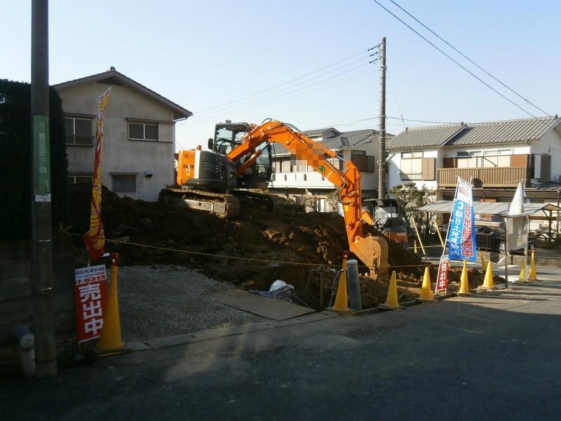 Local appearance photo. Local (12 May 2013) Shooting