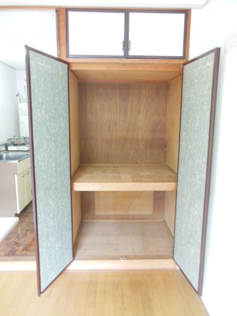 Receipt. Plenty of storage