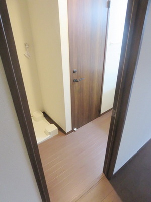 Washroom. It is undressing space