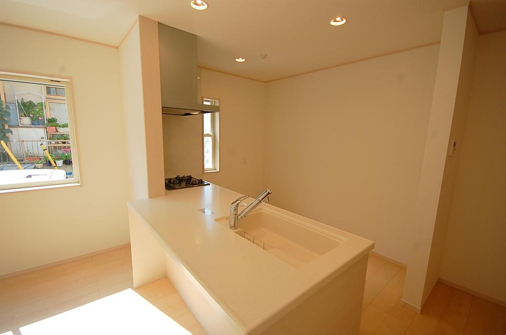 Same specifications photo (kitchen). Example of construction