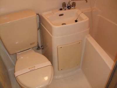 Bath. ☆ Cleaning Ease unit ☆