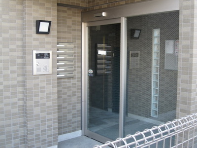 lobby.  ☆ Auto entrance with lock ☆ 