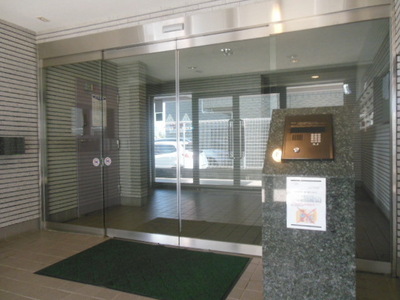 Security. Peace of mind in the auto-lock