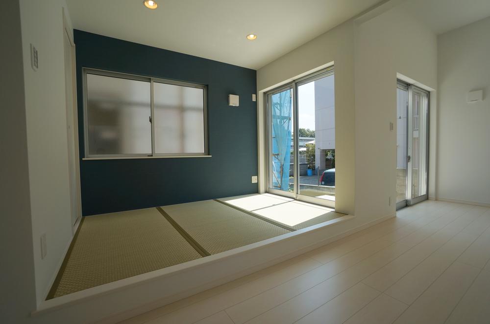 Same specifications photos (Other introspection). Seller construction cases