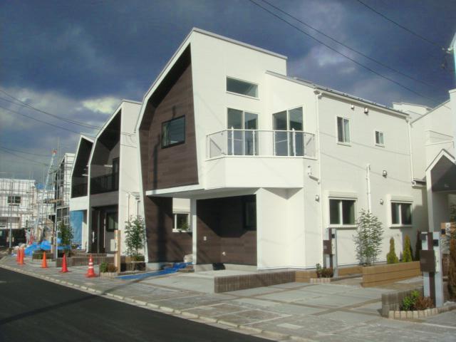 Local photos, including front road. ● You can preview !!