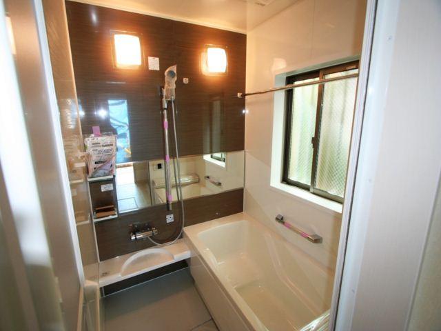 Same specifications photo (bathroom). Same specifications