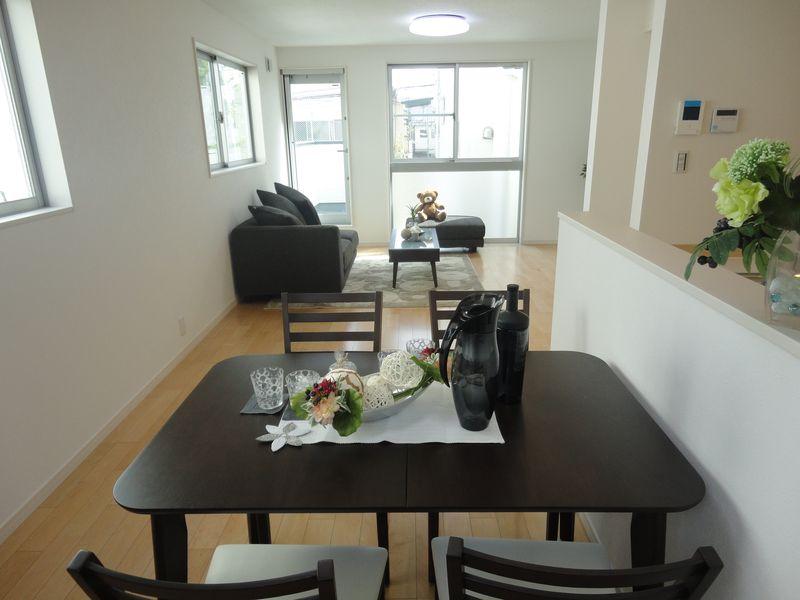 Living. Example of construction