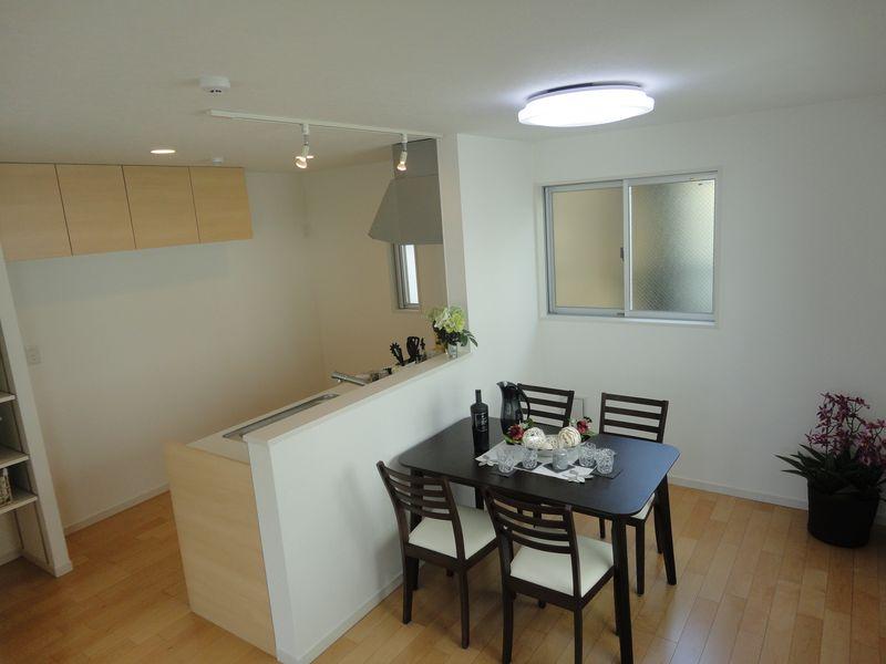 Living. Example of construction