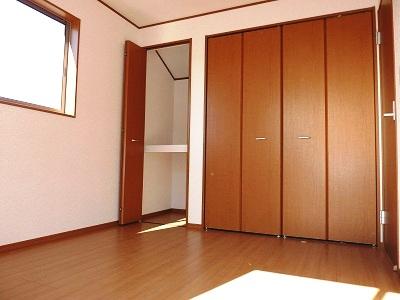 Same specifications photos (Other introspection). Same specifications