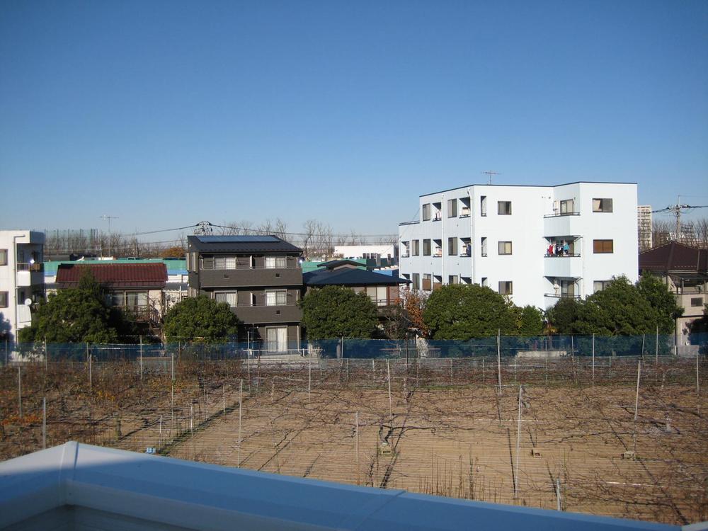 View photos from the dwelling unit. View (2)