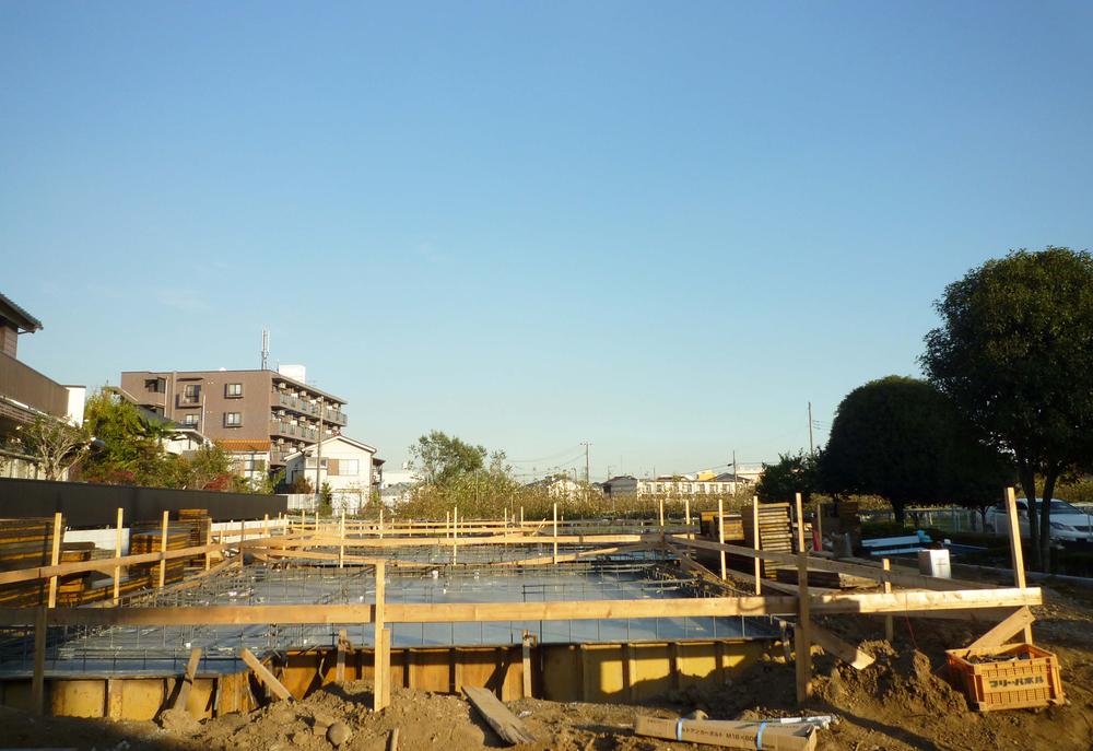 Local appearance photo. Local (11 May 2013) Shooting