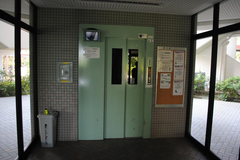 Other. The Elevator, State of the medium can be seen in front of the elevator security camera Yes installed.