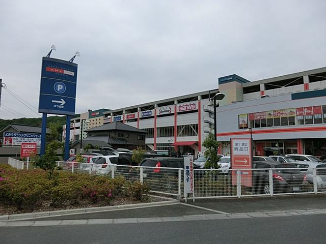 Shopping centre. Amelia Inagi Shopping center 1060m