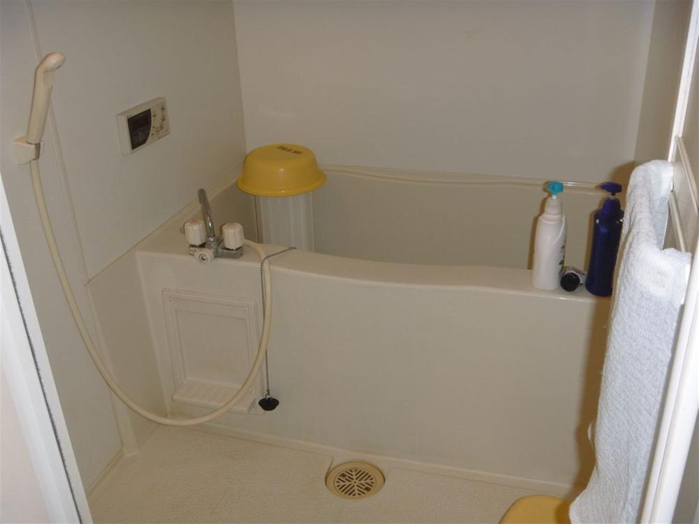 Bathroom. Indoor (June 2013) Shooting