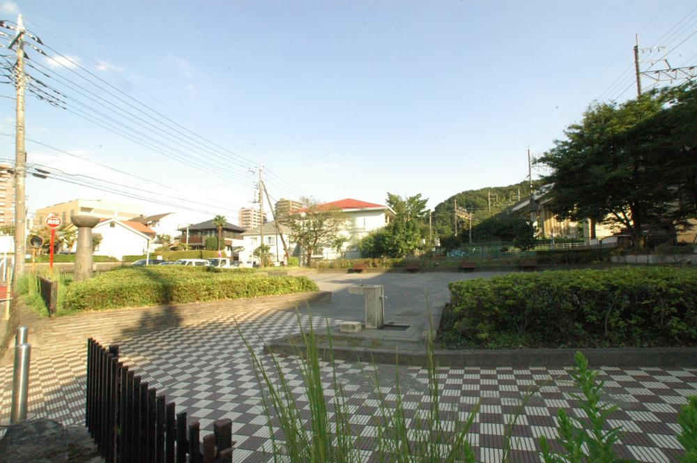 park. Since close to 100m park until the apotheosis park, It is also safe to Asobaseru children ☆ 