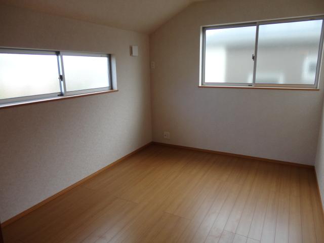 Same specifications photos (Other introspection). Example of construction!