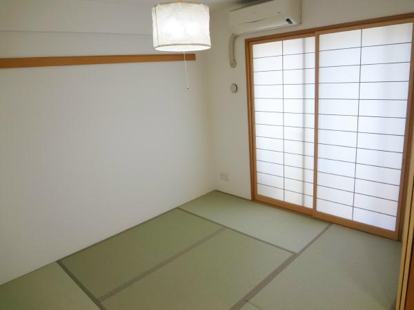 Non-living room. Japanese style room