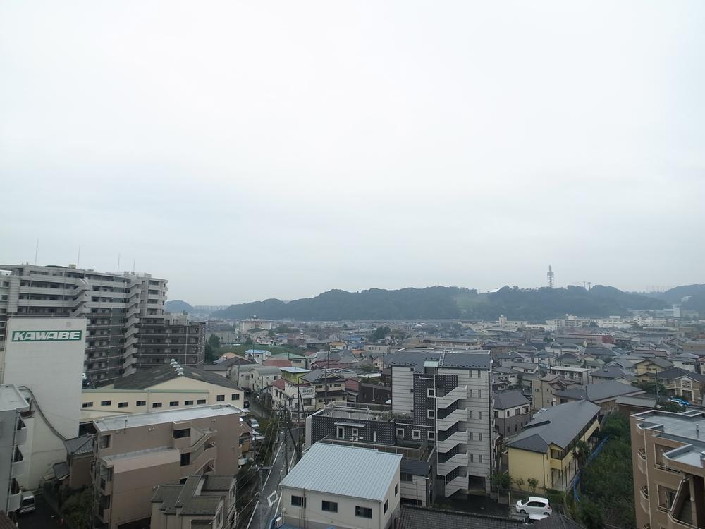 View photos from the dwelling unit. View from the site (October 2013) Shooting