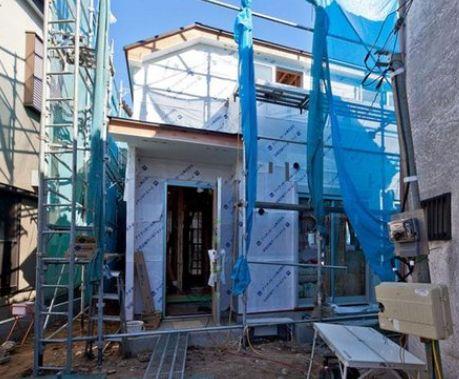 Local appearance photo. Car space width of 2 car attractive