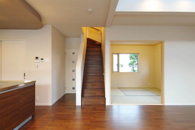 Living. Example of construction