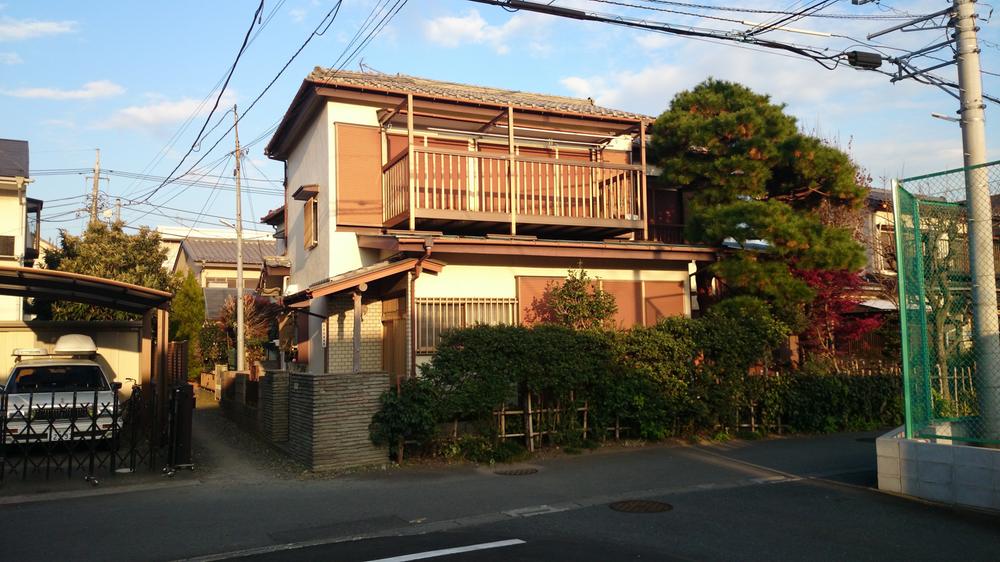 Local land photo. Local (12 May 2013) Shooting