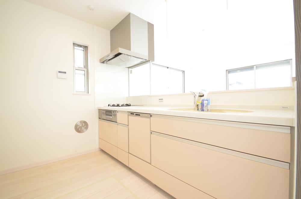 Same specifications photo (kitchen). Same specifications