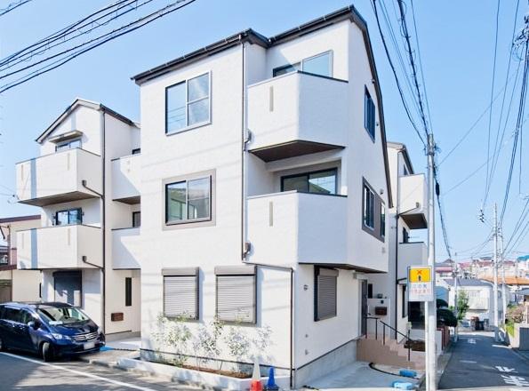 Local appearance photo. -proudly, Completed per [Your preview] receive-