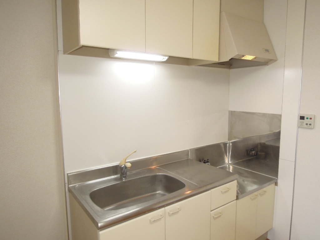 Kitchen. Two-burner gas stove installation Allowed