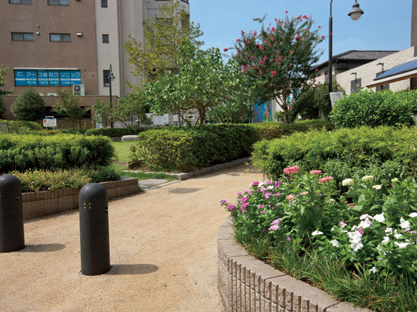 Surrounding environment. YUME Park ・ Yamato-cho (about 230m / A 3-minute walk)