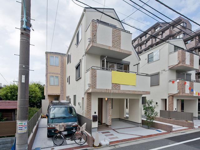 Local appearance photo